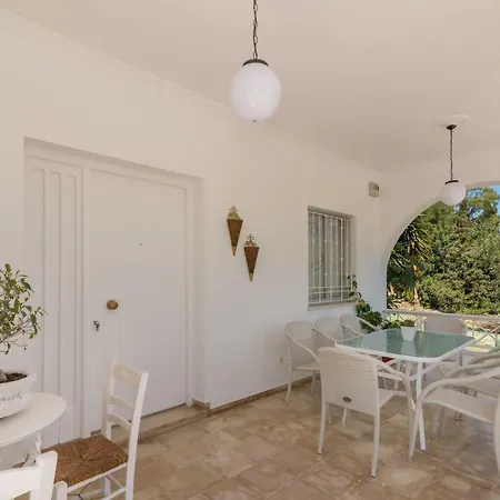 Amalia Holiday home Ano Yerakarion